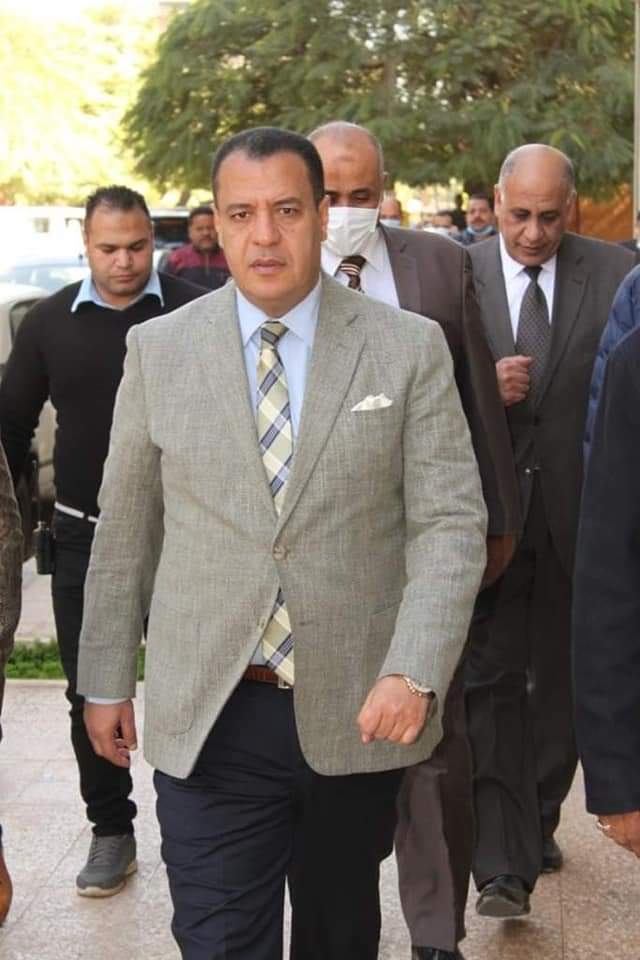 العميد