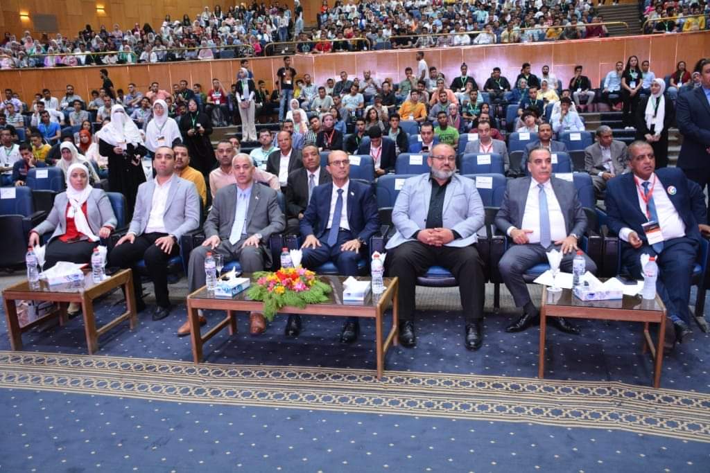 العميد