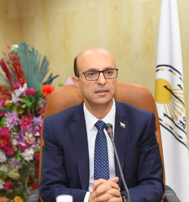 العميد