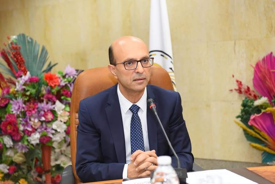 العميد