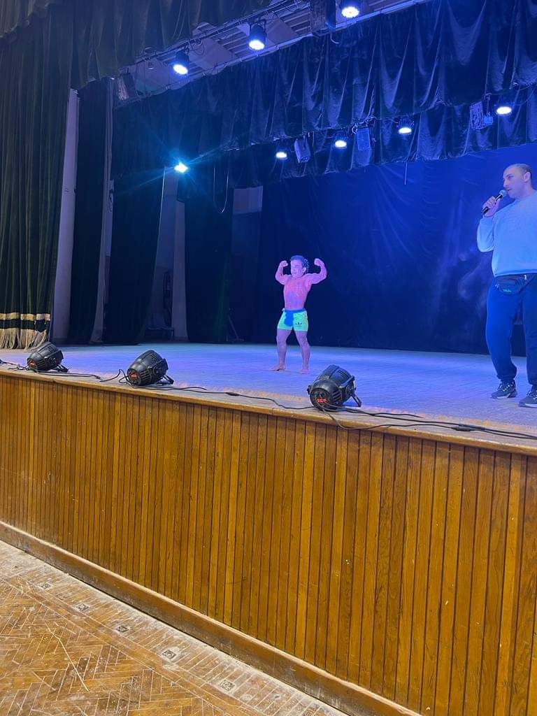 العميد