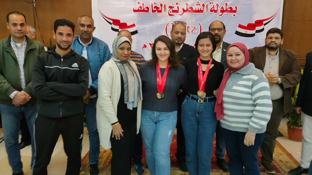 بنات
