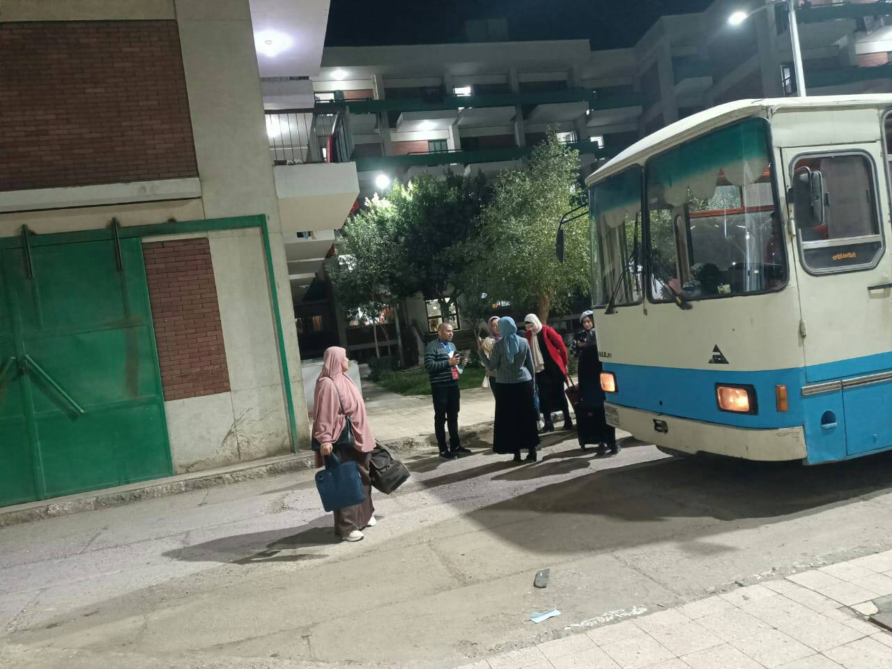 باس