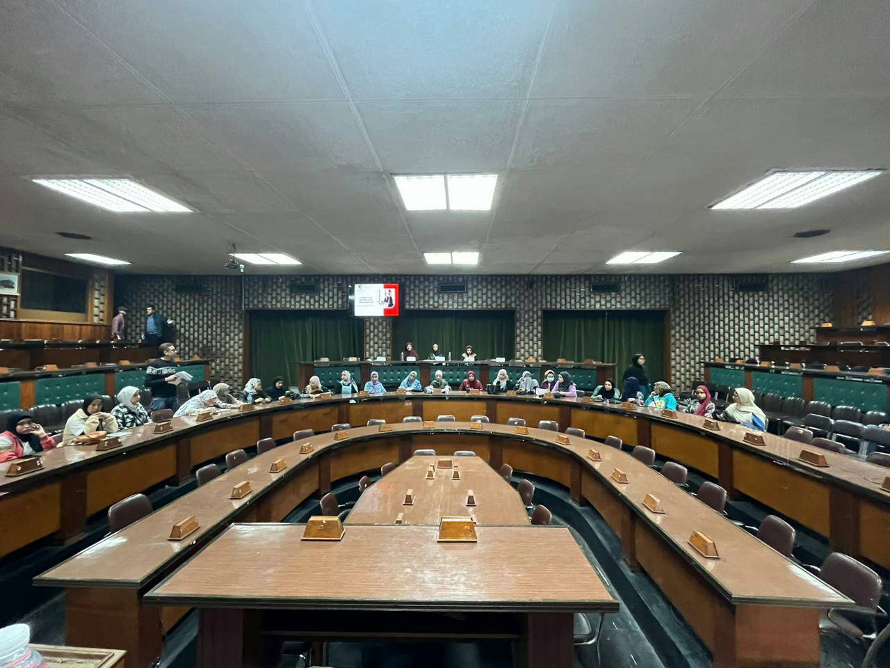 طلاب