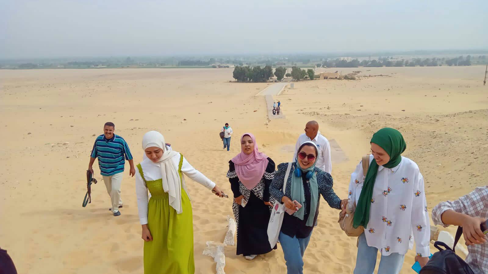 مير
