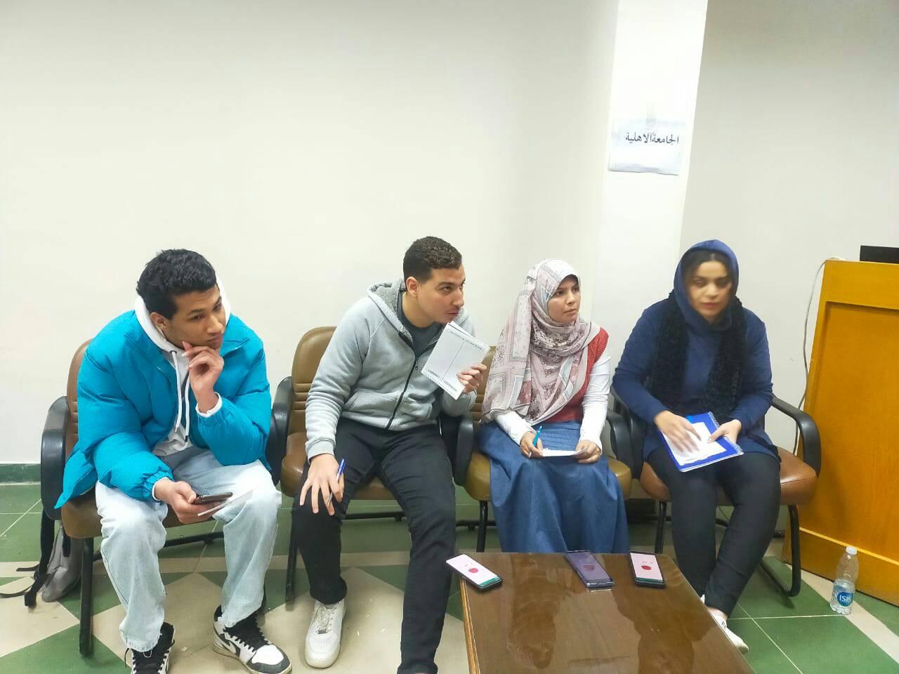 عبقري
