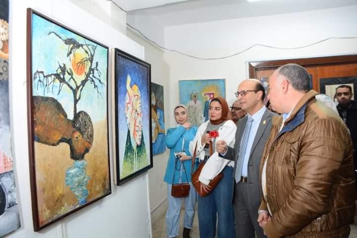 افتتاح معرض بعنوان الحقيقة باعيننا لطلاب الفرقة الثانيه قسم التصوير بتاريخ ٣ يناير ٢٠٢٢