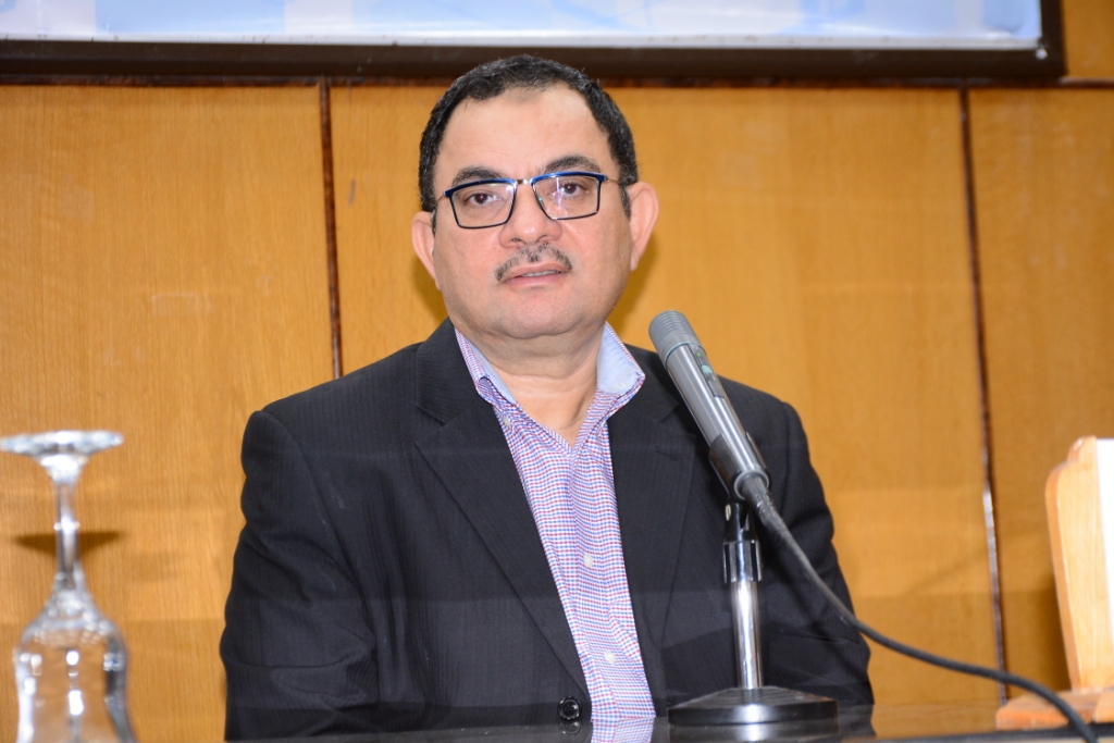 جامعة أسيوط تشهد انعقاد ورشة عمل "كتابة المشاريع البحثية الممولة من "ITIDA ضمن فاعليات سلسلة ورش العمل التى ينظمها مكتب التايكو TICOبالتعاون مع أكاديمية البحث العلمي والتكنولوجيا