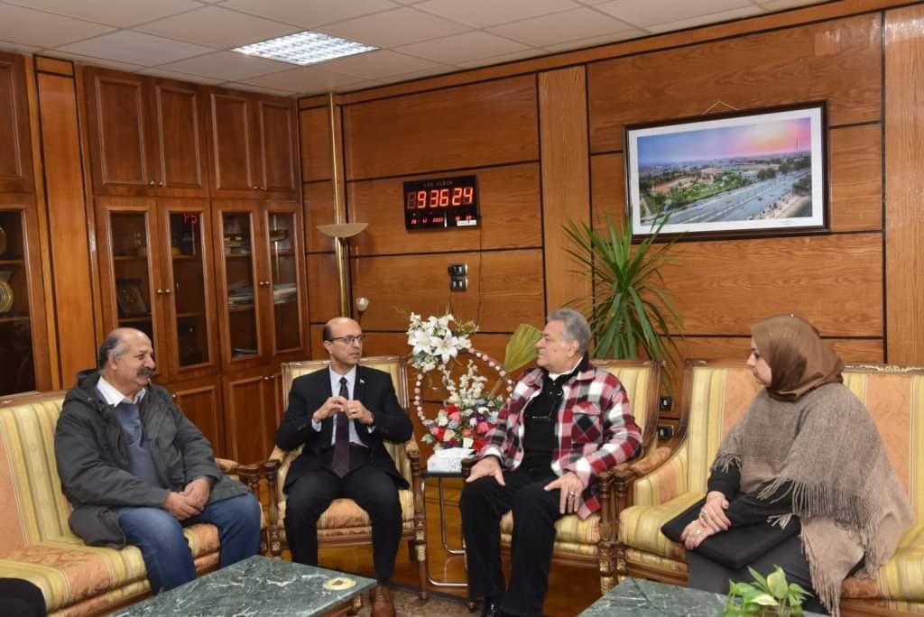 جامعة أسيوط تستقبل أعضاء اللجنة الدائمة لمسابقة جائزة نوار للرسم و التي تحتضنها الجامعة فى دورتها الرابعة للعام 2022