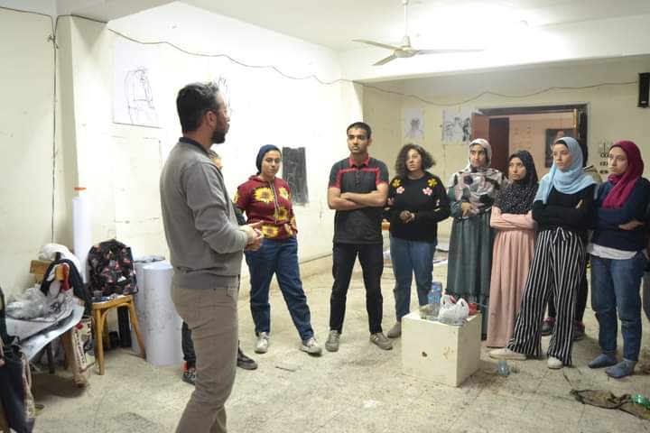 إقامة ورشة عمل عن الأساليب العالمية لفن الرسم من دروس البرفيسيور روجر دال بأكاديمية ستراسبورج للفنون بفرنسا ضمن فعاليات جائزة نوار للرسم