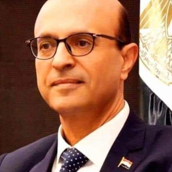 زيارة للفنان والناقد التشكيلي الكبير الأستاذ/ محمد كمال حسين من الأحد 12/11 إلى الثلاثاء 14/11 يعقد خلالها عدة ندوات ولقاءات حوارية حول الفن التشكيلي والمجتمع والمشكلات المعاصرة 