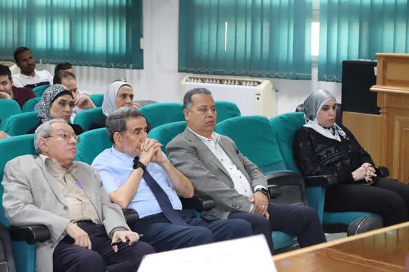 حفل تأبين ا.د/ أسماء شريت أستاذ طب الأطفال وذلك بقاعة المؤتمرات الكبرى بمستشفى الاطفال الجامعى، بحضور عدد كبير من أعضاء هيئة التدريس و معاونيهم وأسرة الاستاذة الدكتورة اسماء شريت