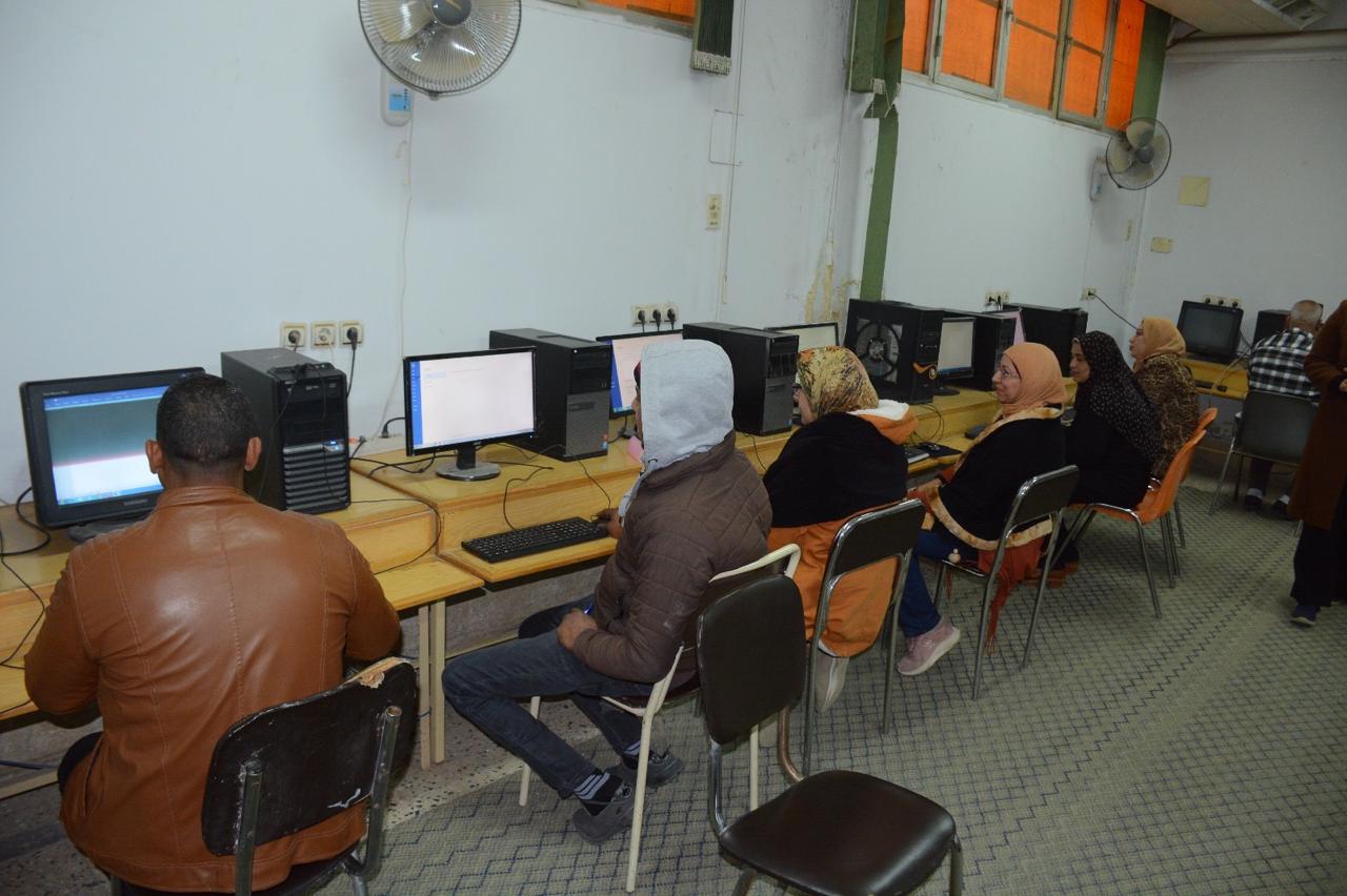 وحدة الخدمات التكنولوجية توثق بالصور ورشة عمل للسادة الإداريين بالكلية بعنوان "تعزيز المهارات باستخدام  Microsoft Office 2016 Word  للإداريين"