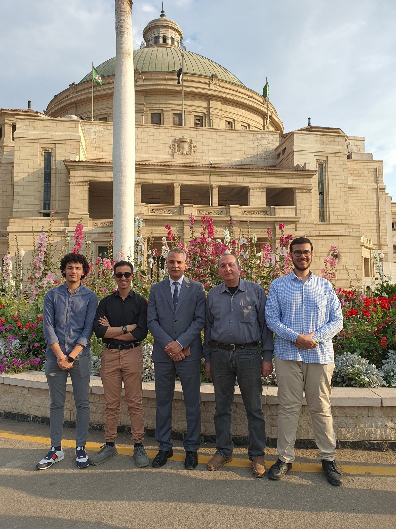 فريق8